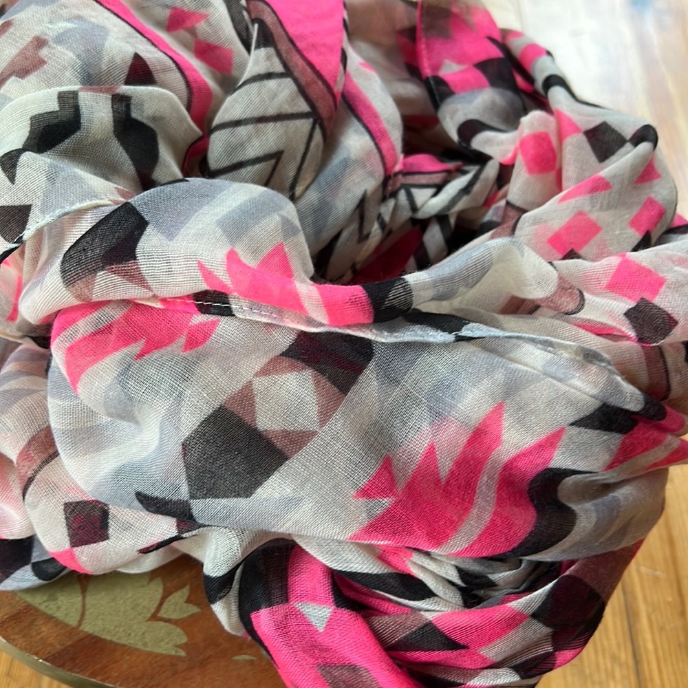 💚 3 for $15 💚 - Charlotte Russe Lightweight Infinity Scarf